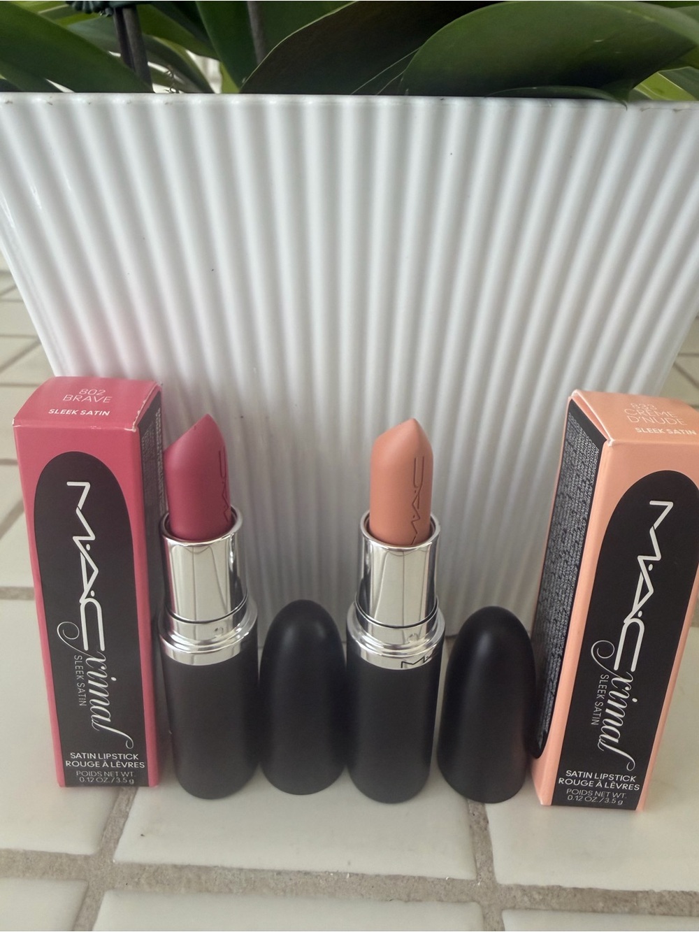 Bundle ,MAC Cosmetics Satin Lipstick Pair — 802-BRAVE-833-CRÈME D'NUDE